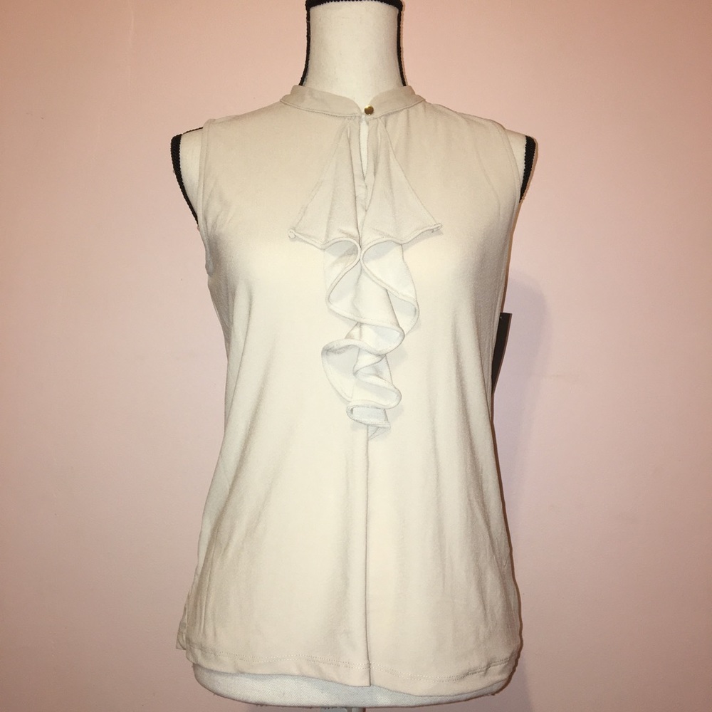 Sleeveless blouse.